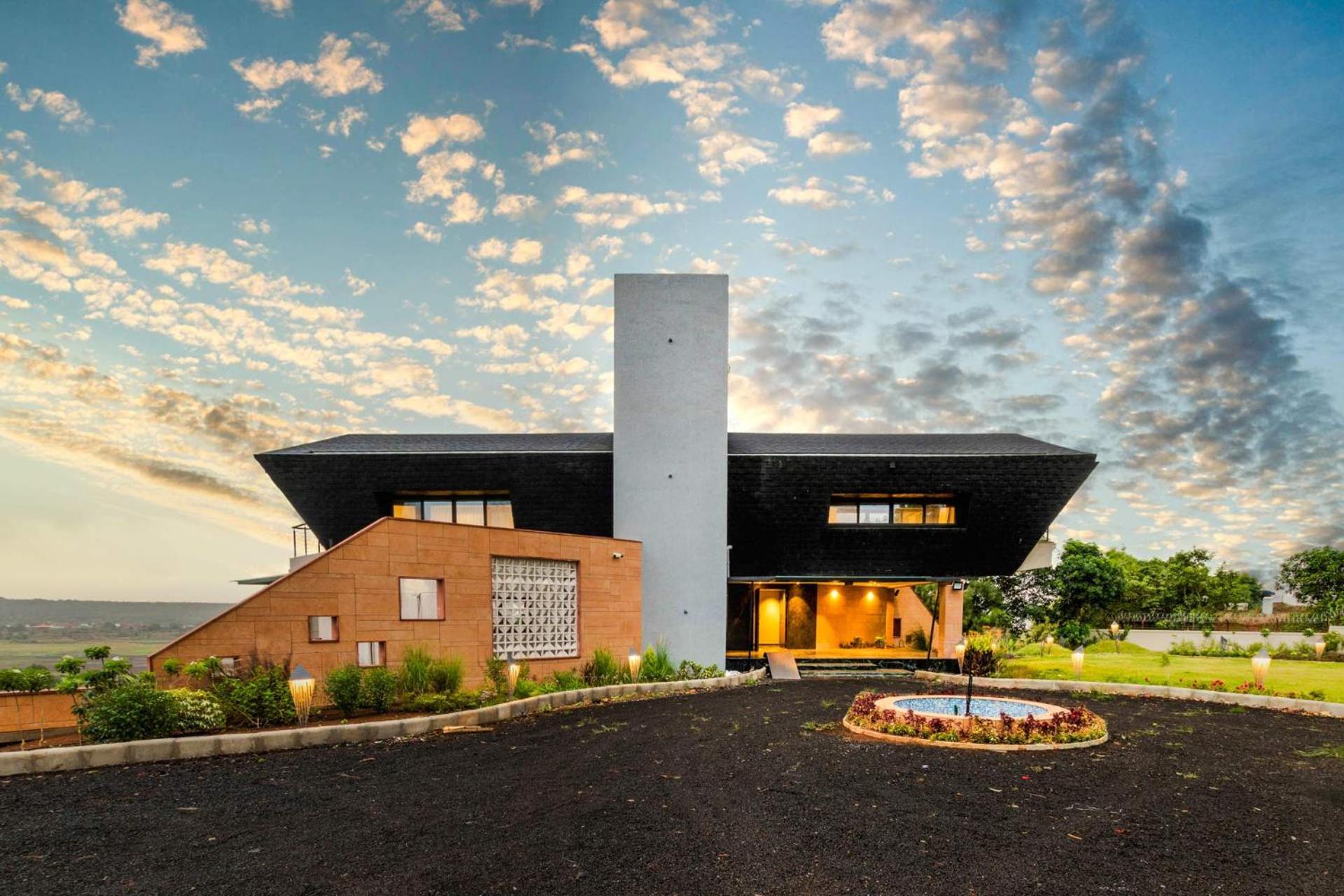 Pearl Lakeview Mansion By Stayvista - Lakeside Villa With Infinity Pool, Jacuzzi, In-House Theatre & Games Room Igatpuri Exterior foto