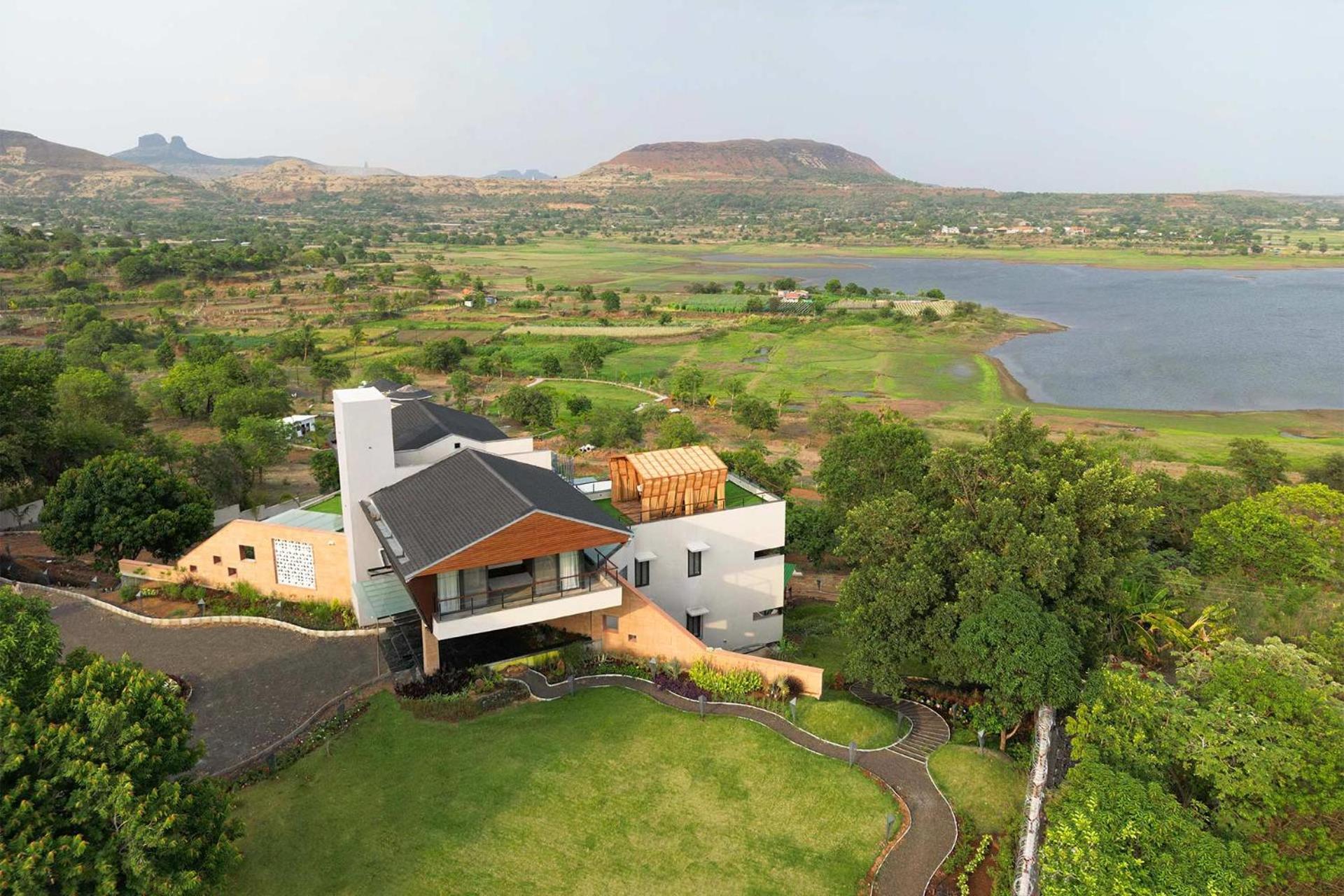 Pearl Lakeview Mansion By Stayvista - Lakeside Villa With Infinity Pool, Jacuzzi, In-House Theatre & Games Room Igatpuri Exterior foto
